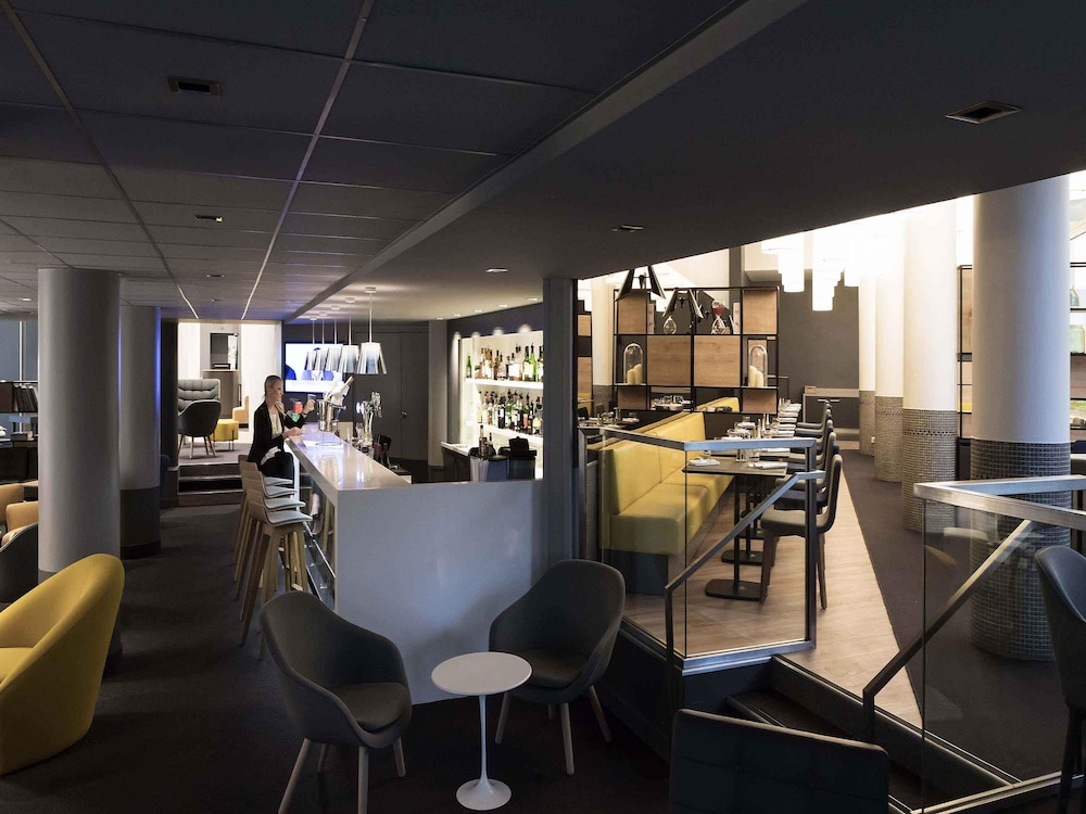 NOVOTEL CHATEAU DE VERSAILLES 53/72