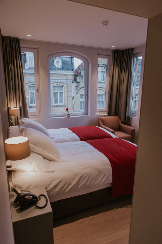 Regina Hotel 15/28