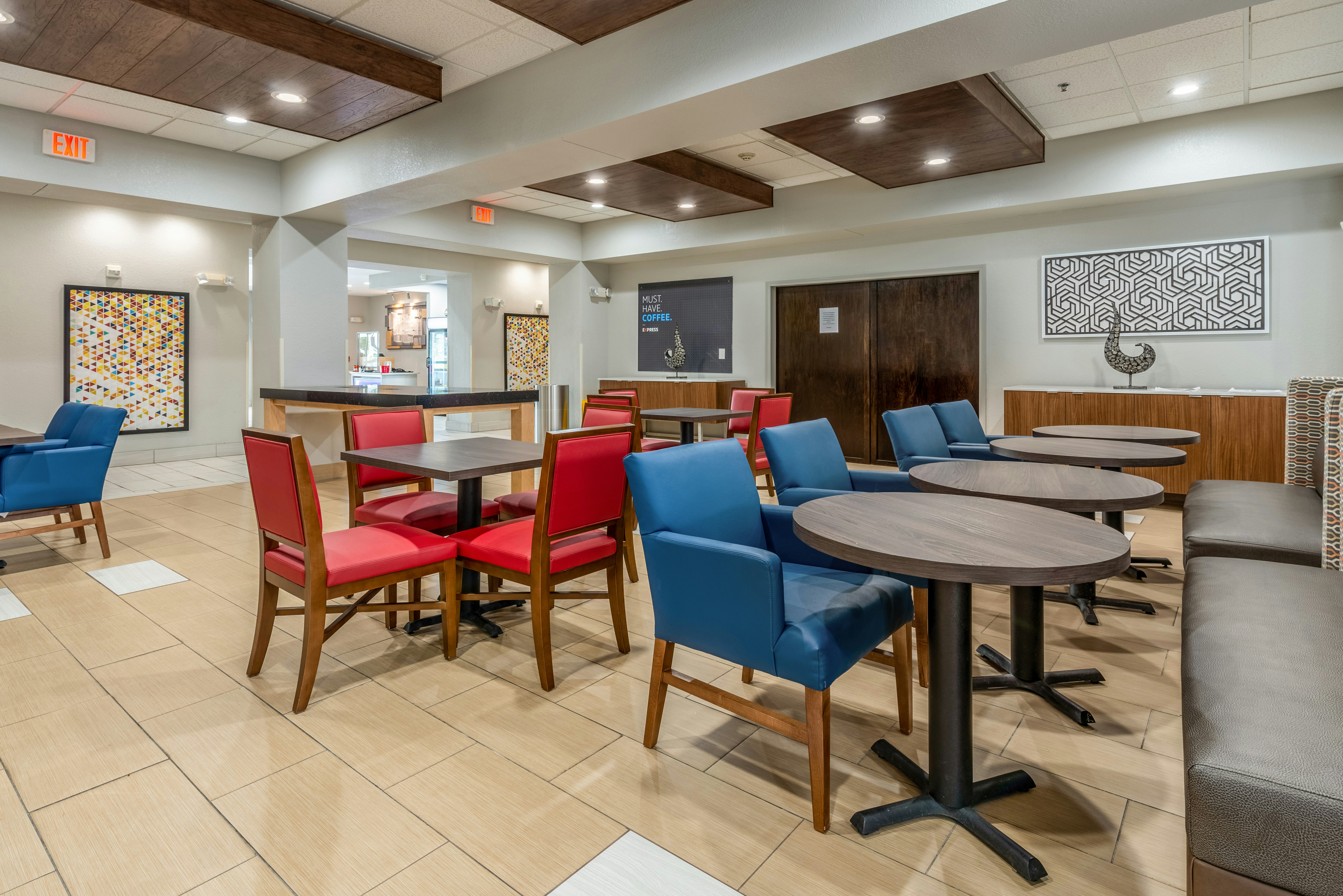 Holiday Inn Express Hotel And Suites Statesville 47/59