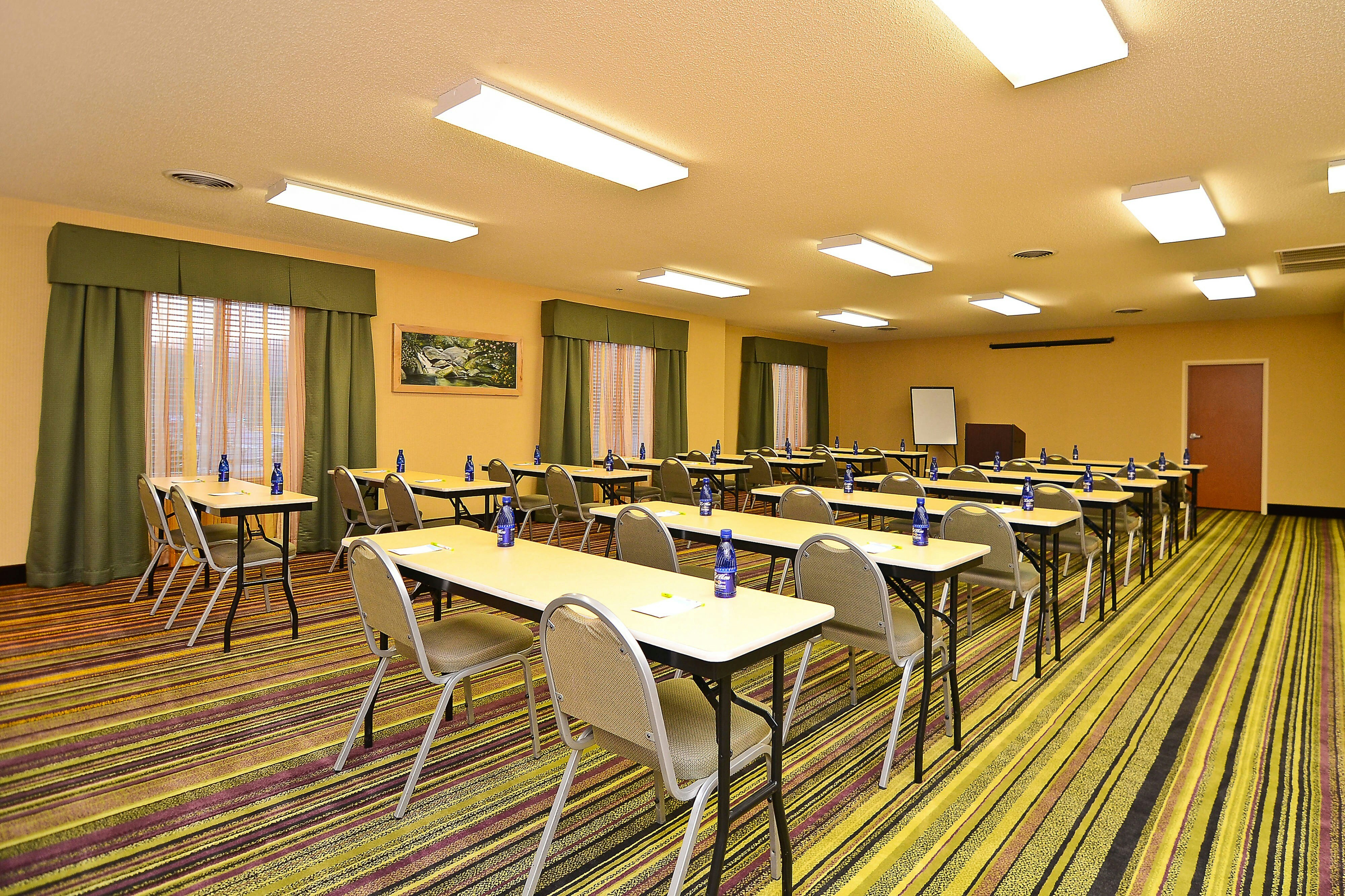 Fairfield Inn Suites Cherokee 14/15