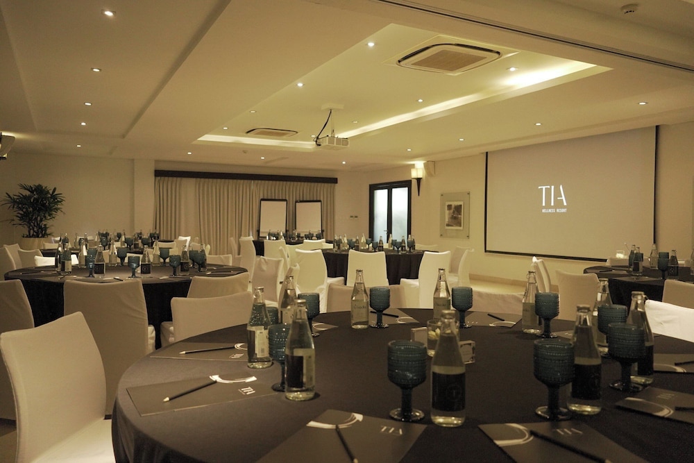 TIA Wellness Resort 40/50