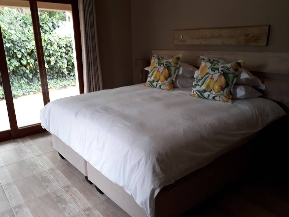 Karoo Sun Boutique Guest House 15/46