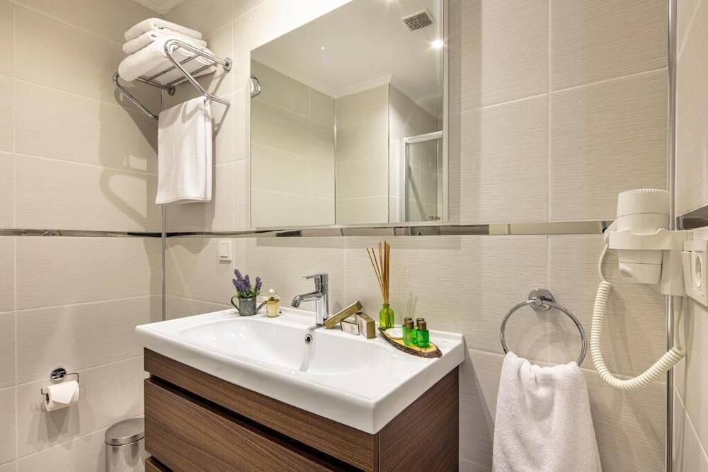 Mr Beyaz Butik Hotel 55/58