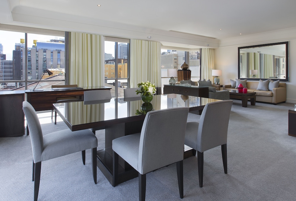 Westin Melbourne 50/62