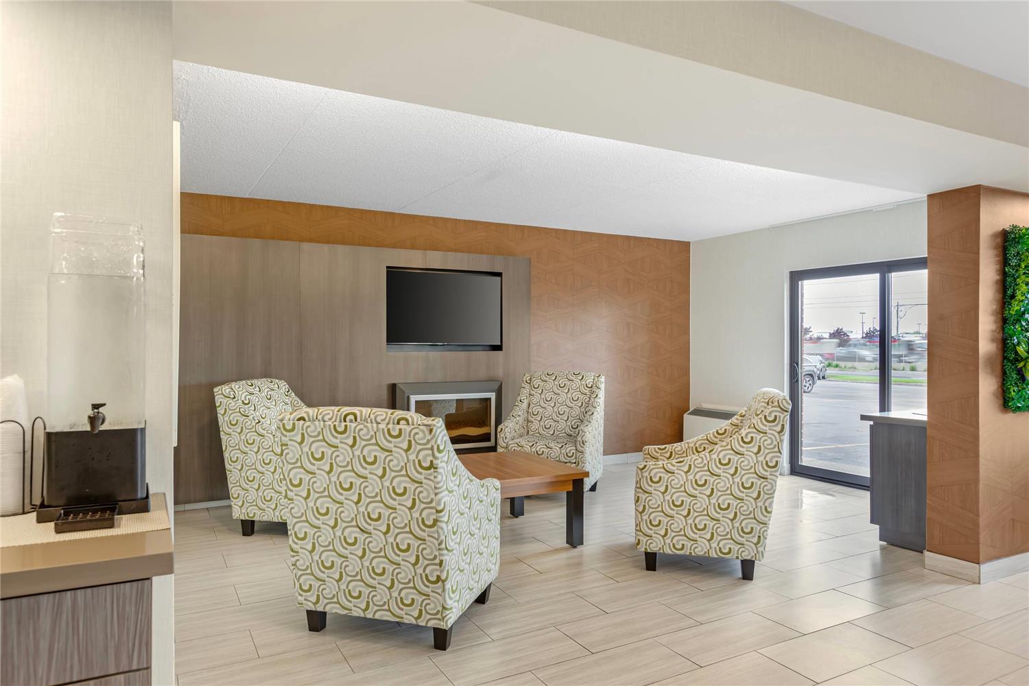 Comfort Inn St. Catherines 24/29