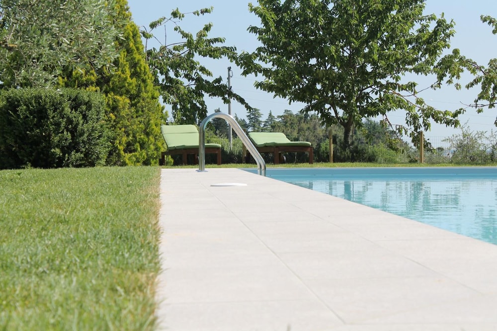 Agriturismo Al Colle 40/48
