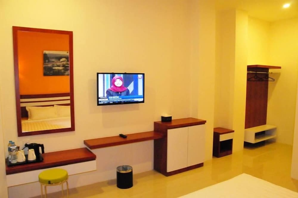 Venia Hotel 32/45