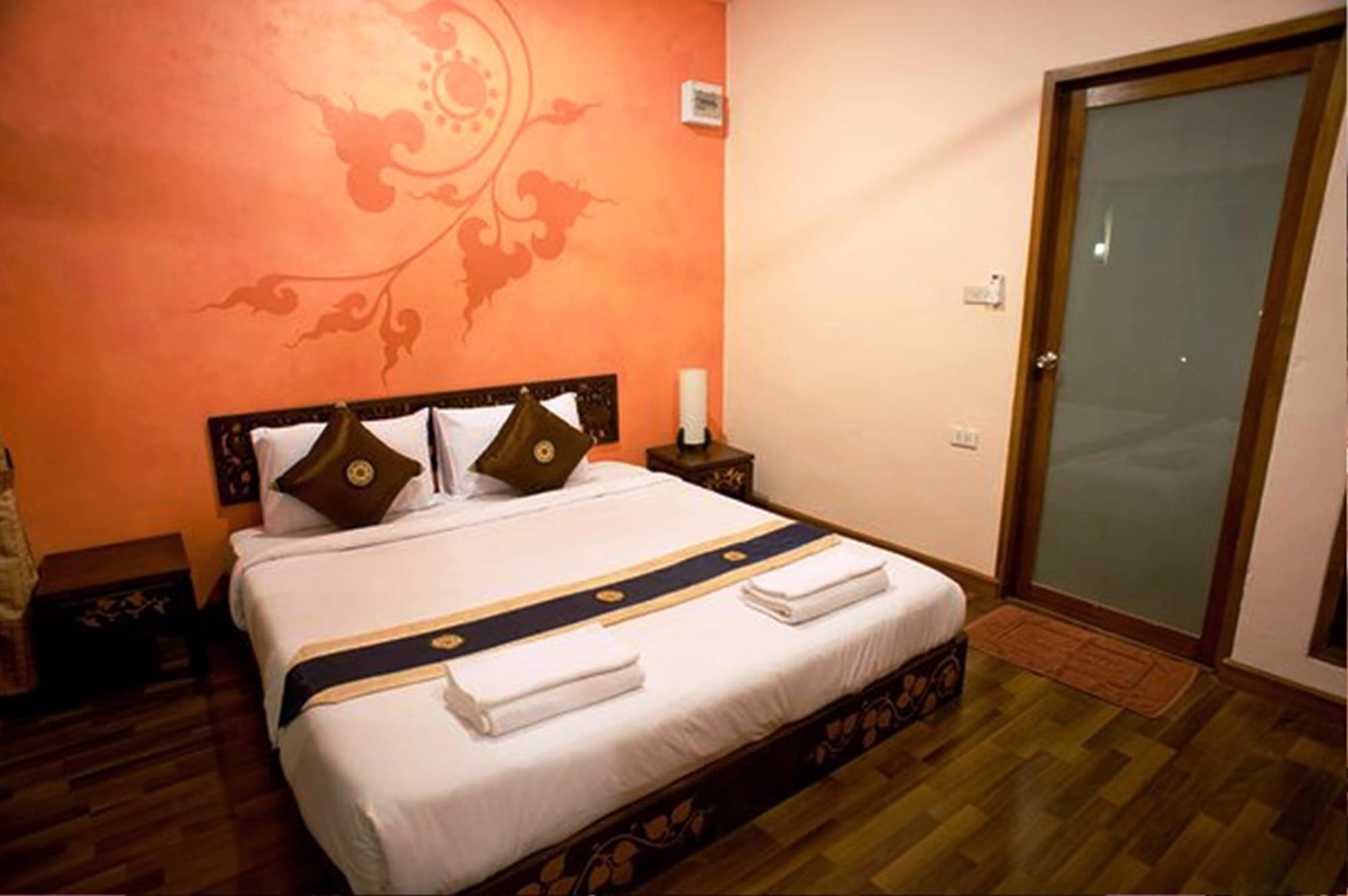 SUPERIOR, DOUBLE BED