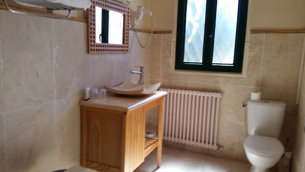 Auberge Les Arômes 40/45