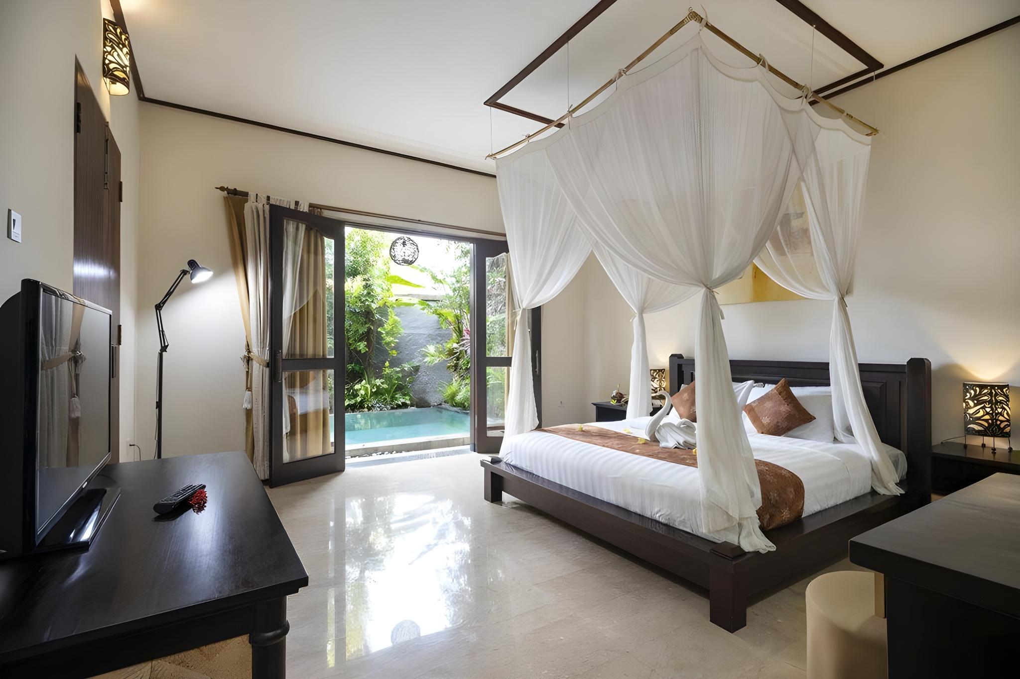1 Bedroom, Villa, King Bed, Plunge Pool 2/3