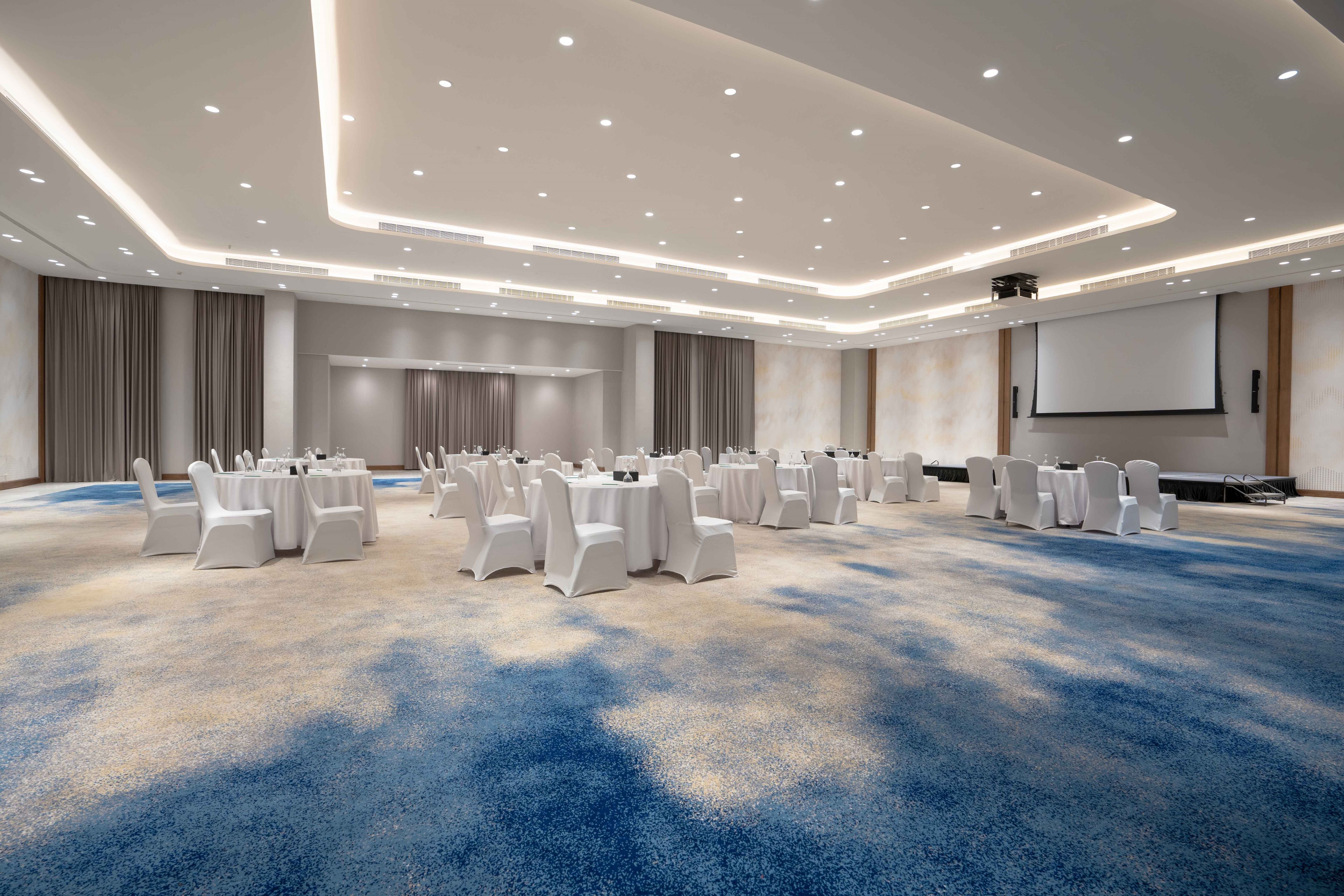 هوليداي إن الرياض منطقة الأعمال(Holiday Inn Riyadh The Business District) 38/50