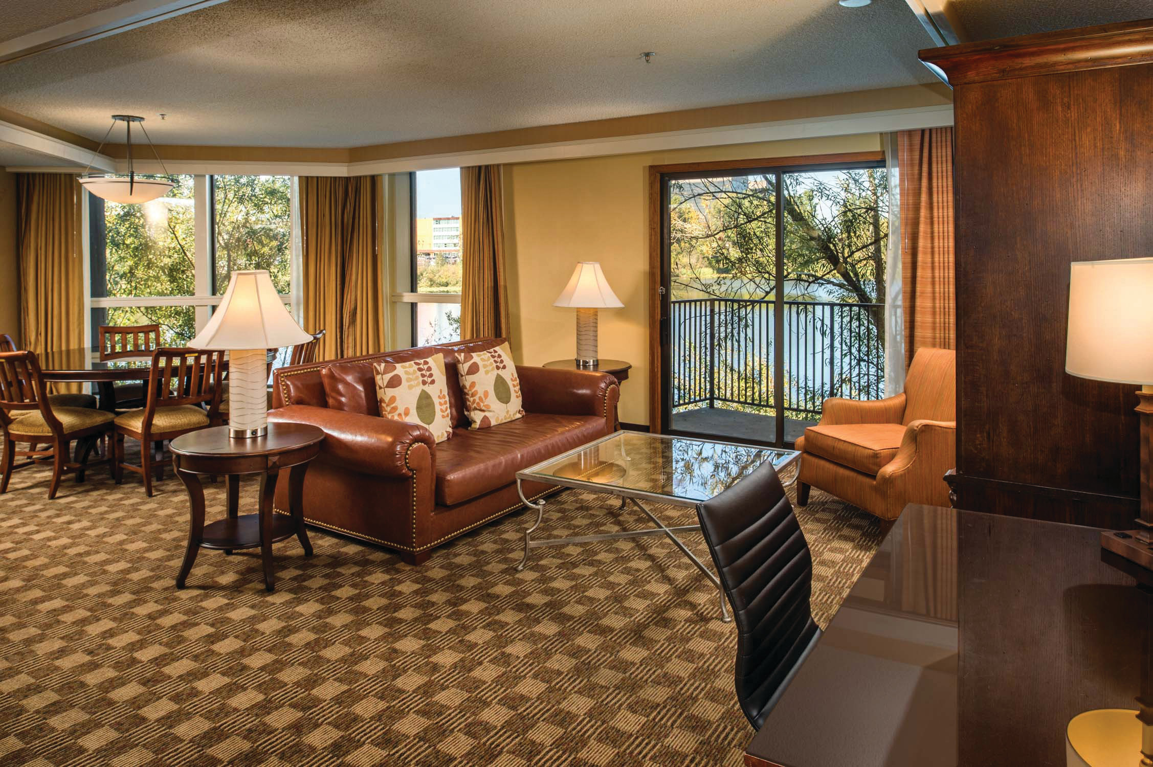 Doubletree By Hilton Hotel Seattle Airport 8/19