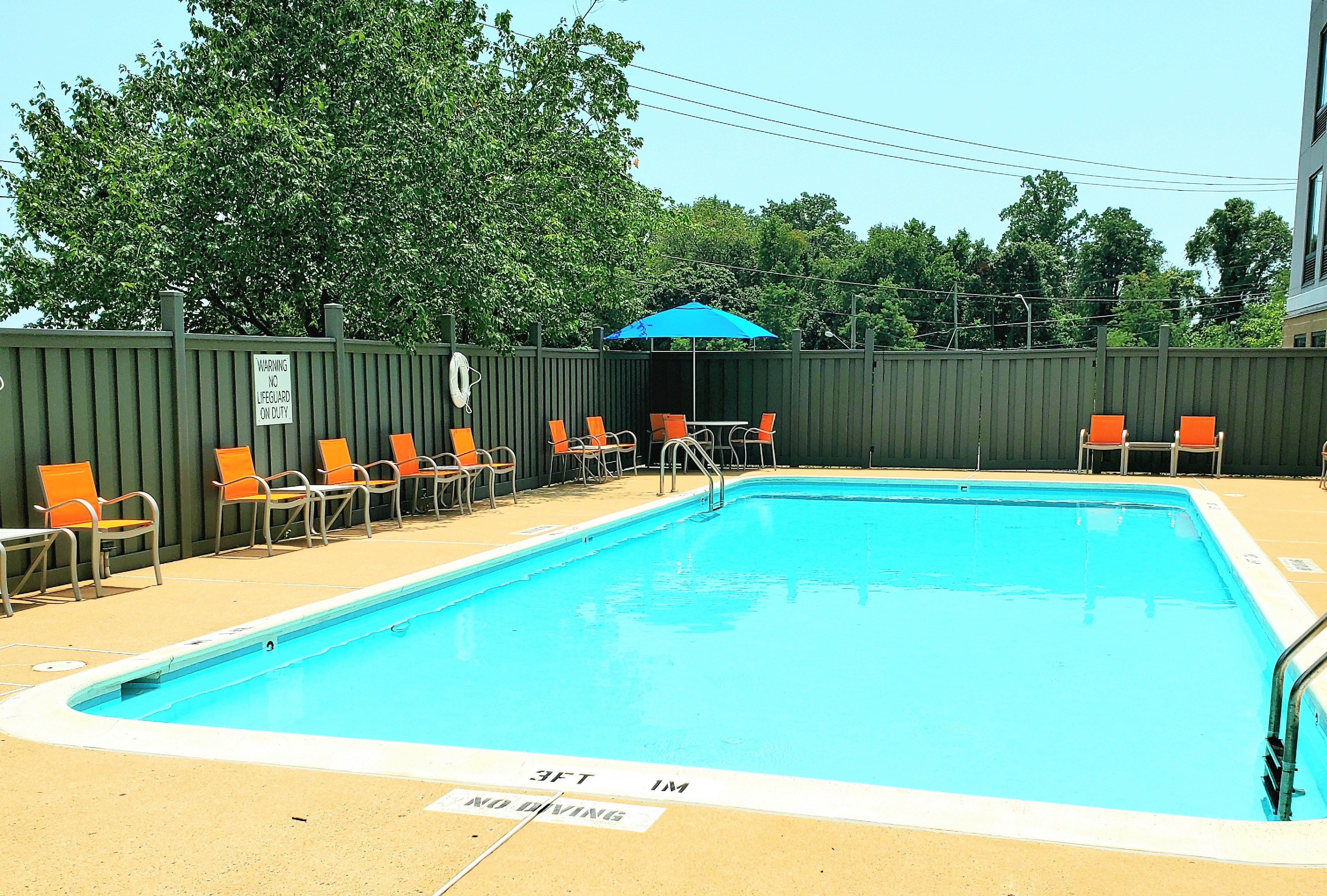 Holiday Inn Express Lorton 14/22