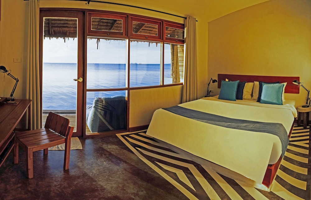 ESCAPE BEACH RESORT 12/50