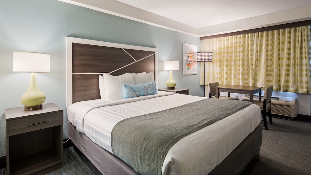 Best Western Plus Daytona Inn Seabreeze Oceanfront 17/47