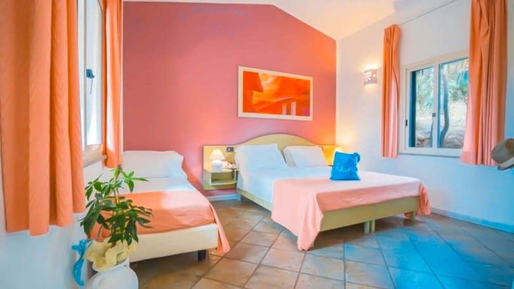 Hotel Rocca Dorada 10/41