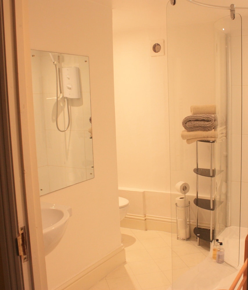 Manor Farm Bed & Breakfast 20/45