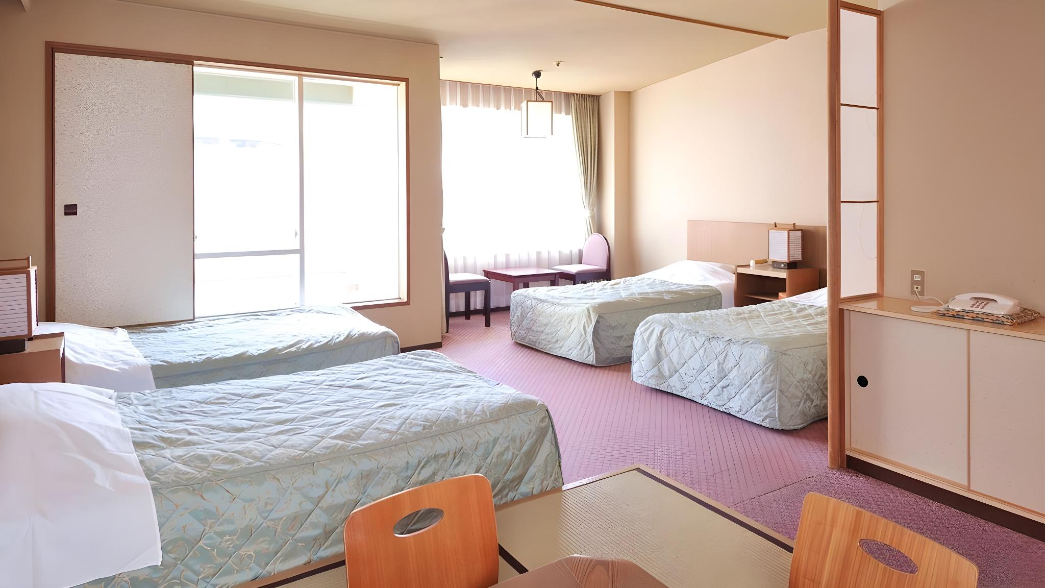Semi Western, Style, 4 Beds
