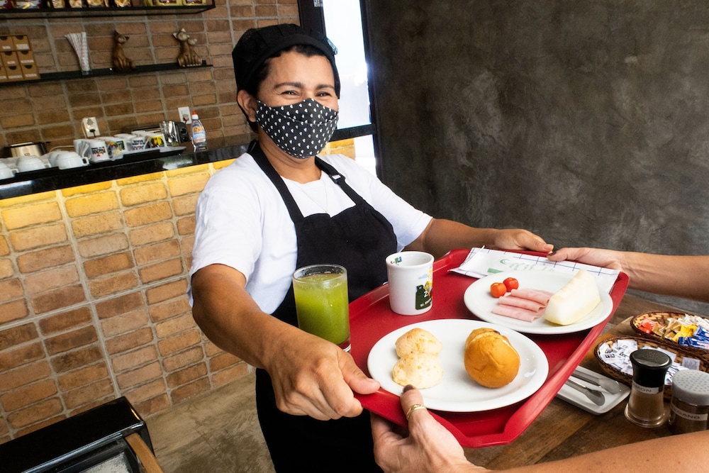 restaurant cafeteria