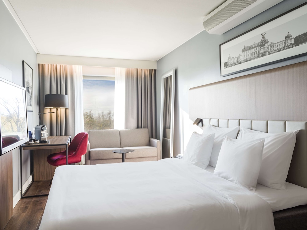 Radisson Blu Arlandia 12/64