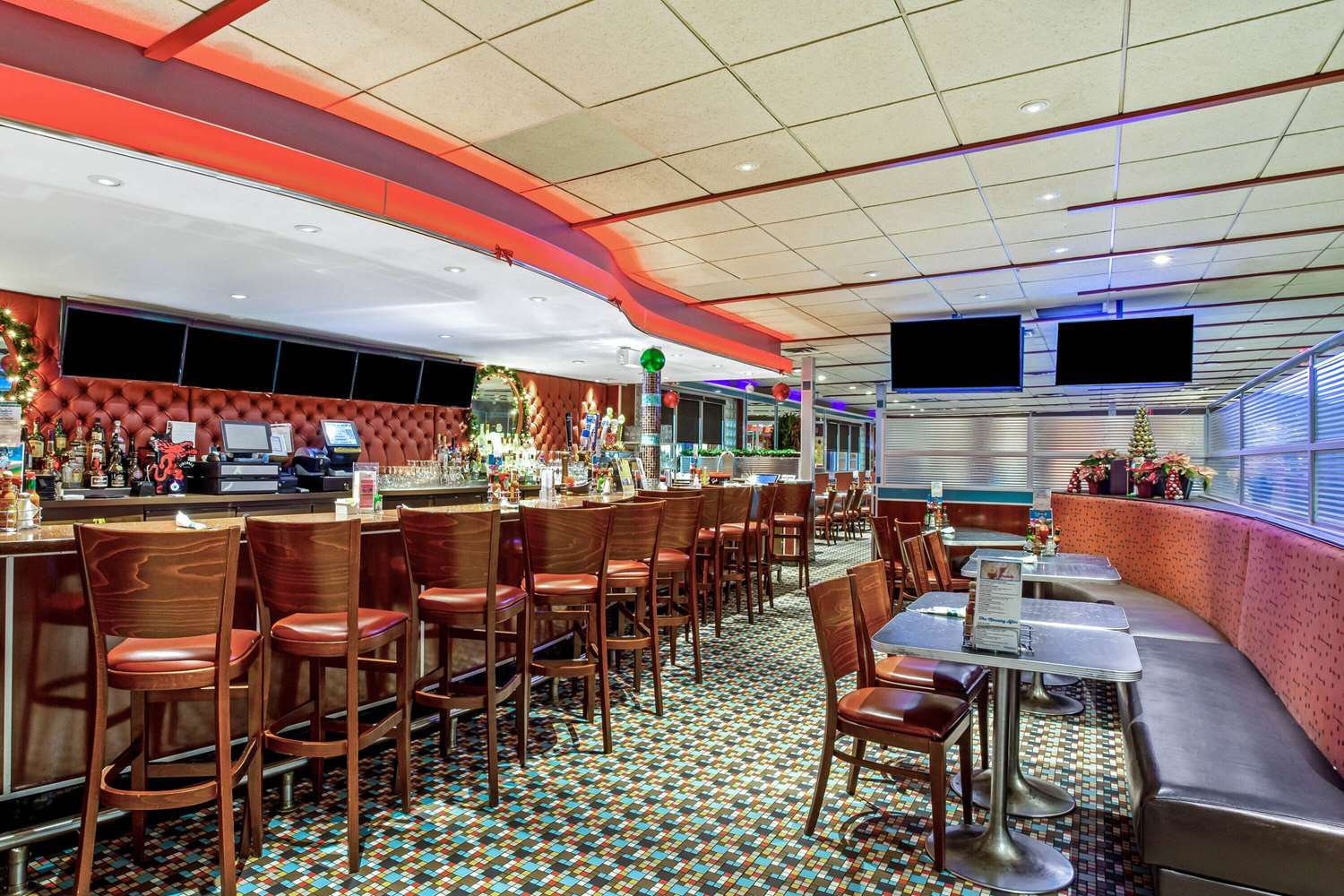 La Quinta Inn & Suites by Wyndham Stamford / New York City 47/59
