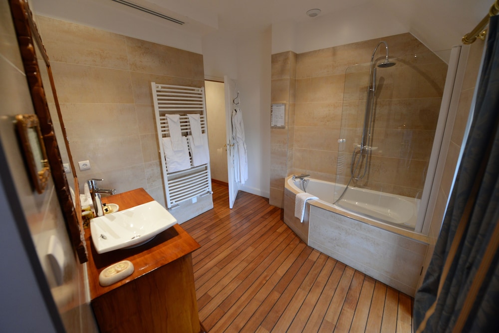 Chateau Hotel le Boisniard 23/50