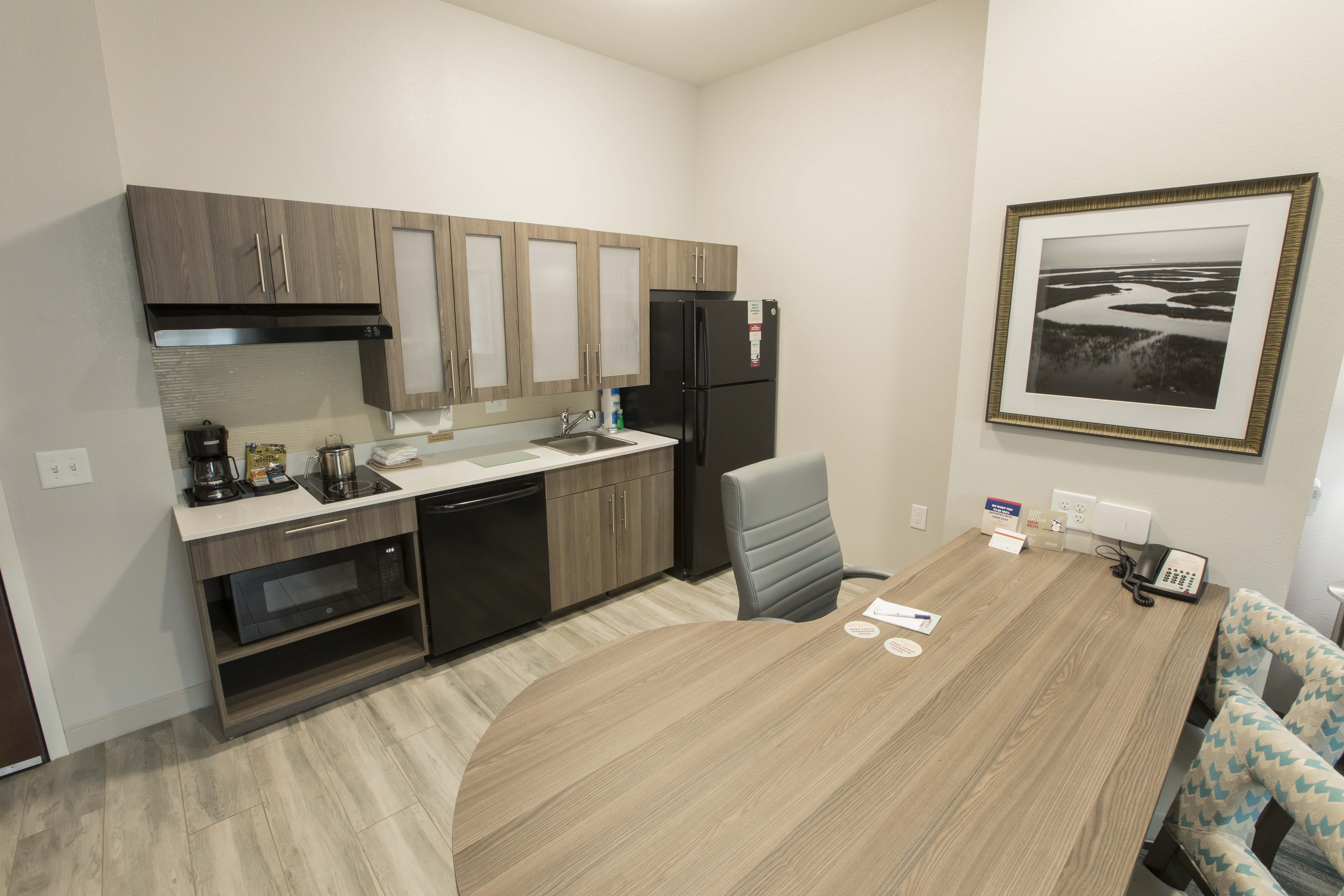 Candlewood Suites Mcdonough 39/48
