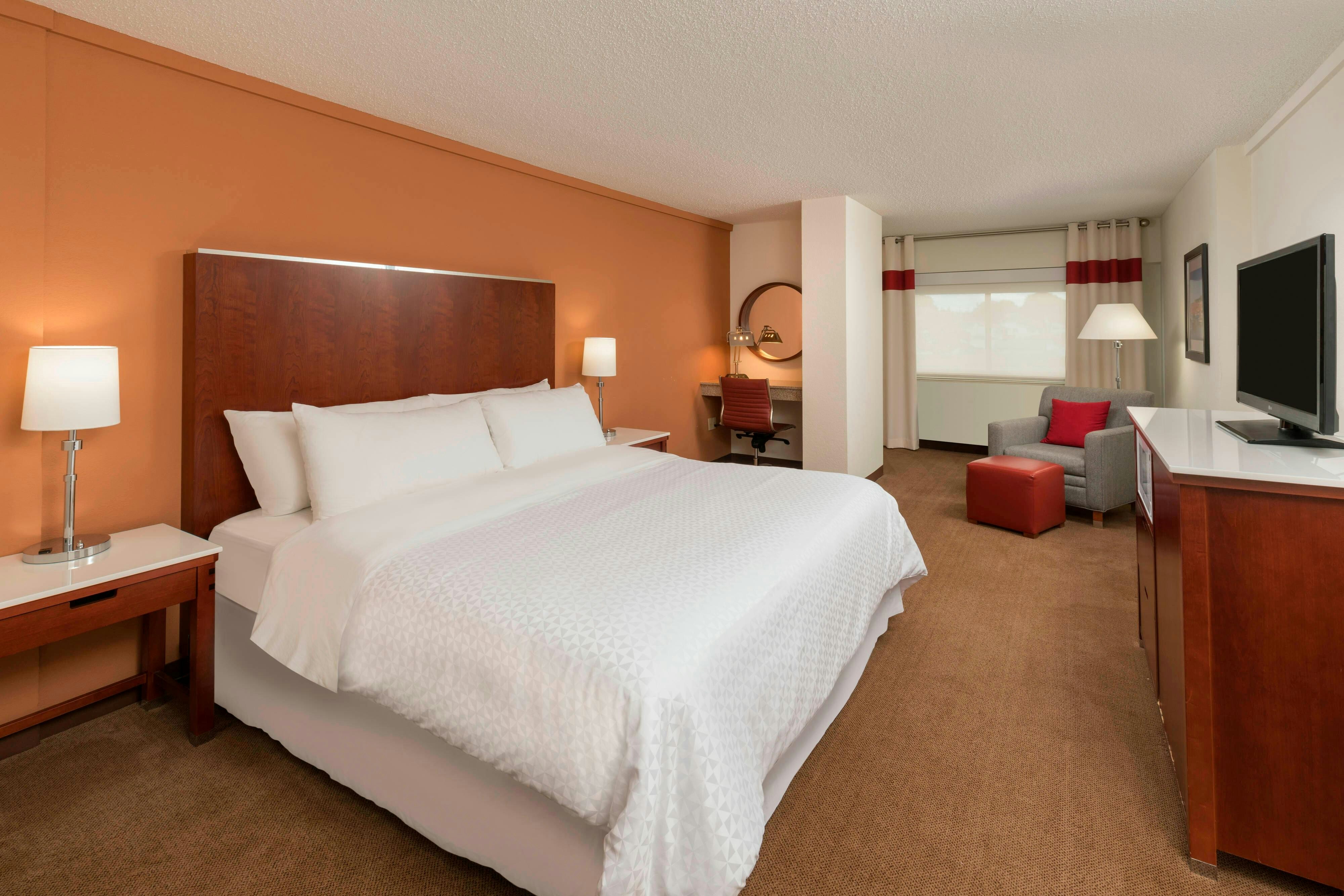 Room at Four Points by Sheraton Boston Logan Airport Revere, REVERE - MA