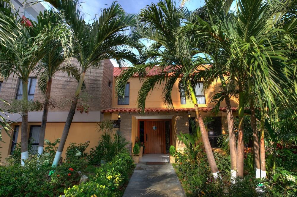 Casa Verano Beach Hotel - Adults Only 3/50