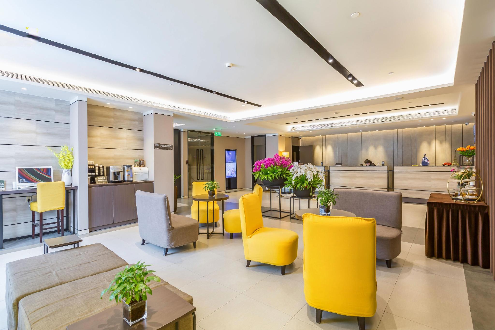 Homeinn Plus (Beijing Guomao) 14/37