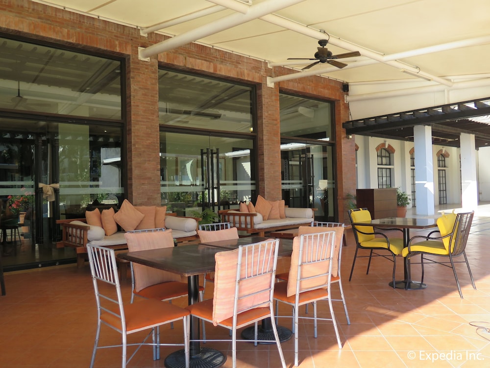 PonteFino Hotel & Residences 42/55