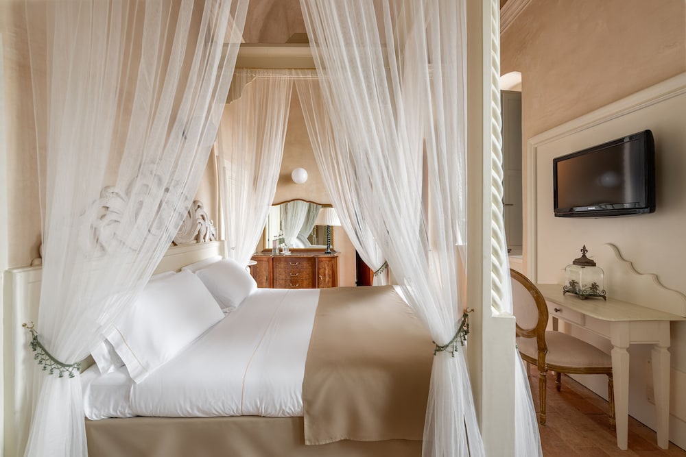 Hotel Palazzo Novello 45/64
