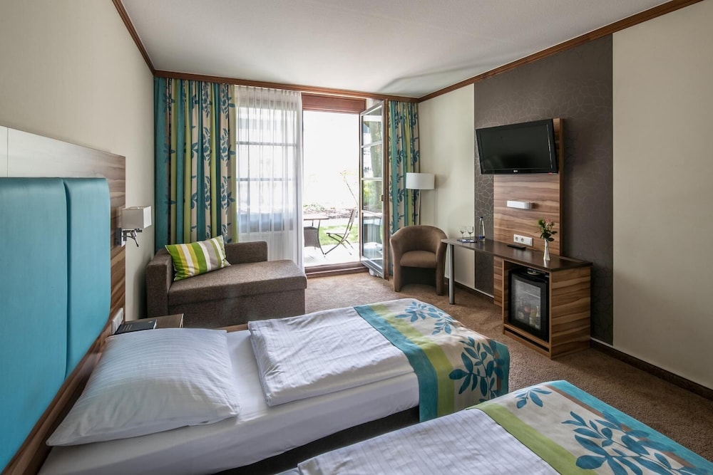 Hotel am Krone Park 6/26