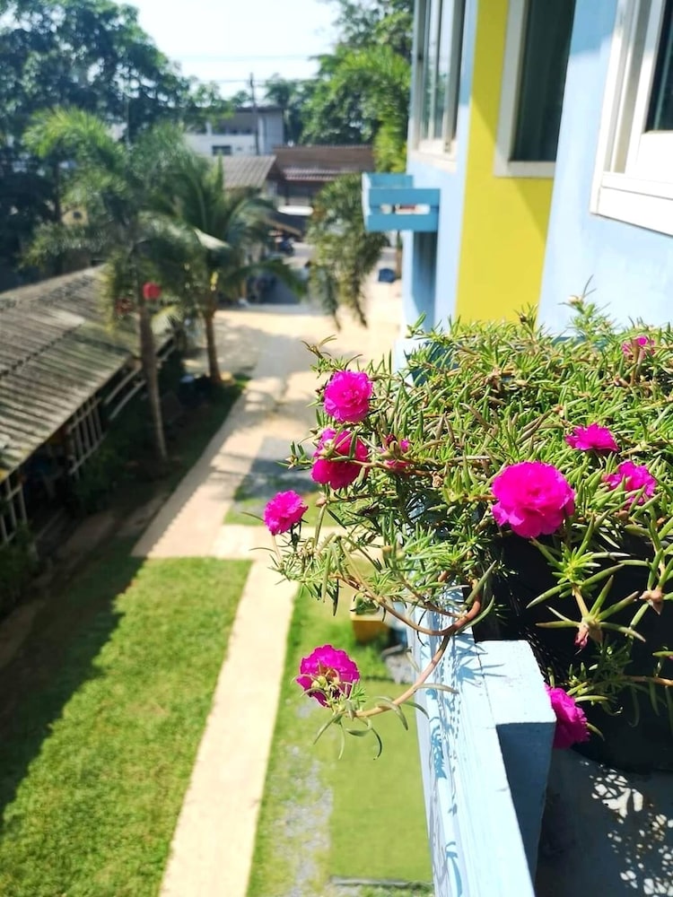 Arunee Resort Koh Chang 33/40