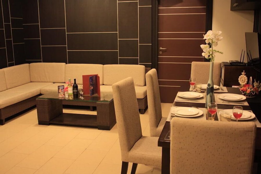 Sky Dome Resotel 55/69