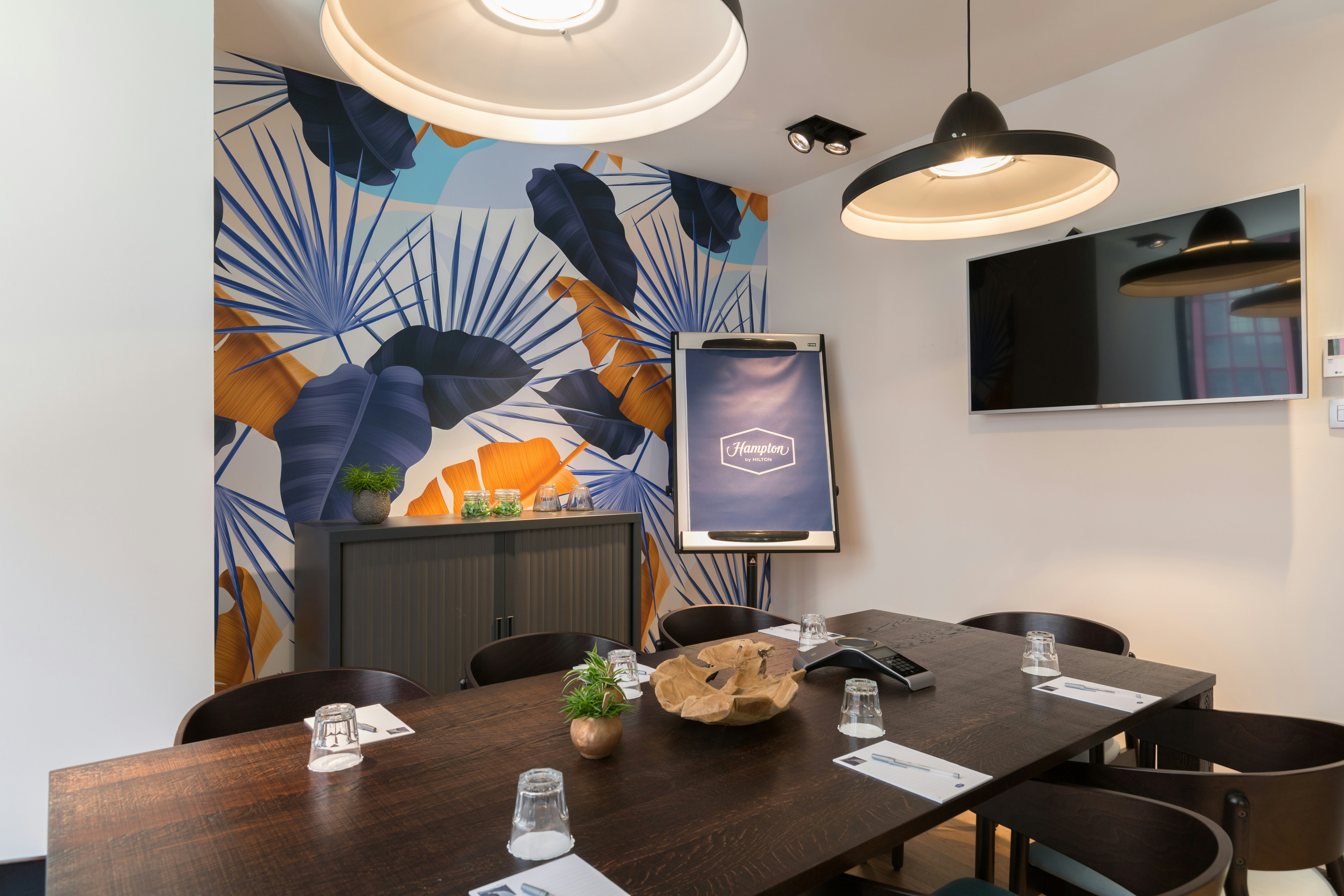 Hampton by Hilton Antwerp Central Station 55/57