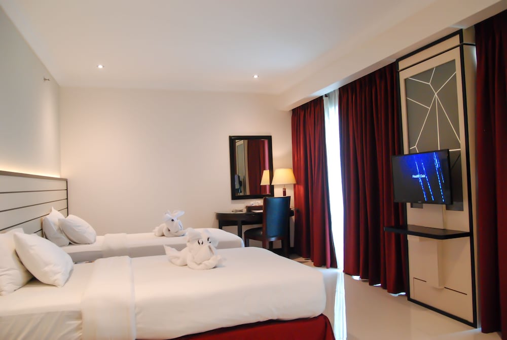Pacific Palace Hotel 17/67