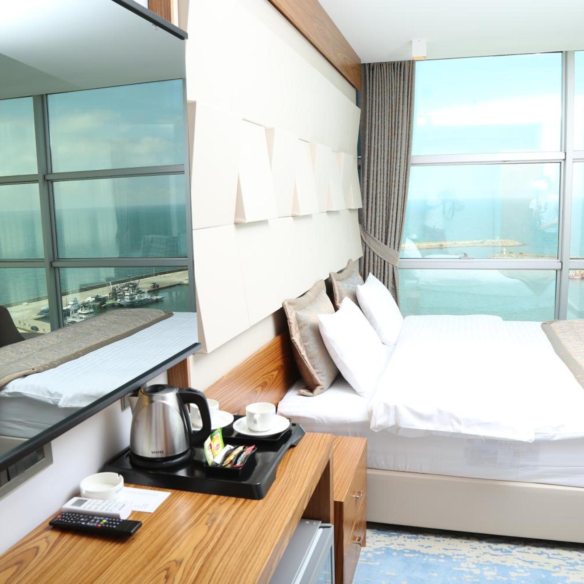 غرفة بسرير مزدوج أو سريرين منفصلين بإطلالة على البحر، Damla Panaroma Hotel 3/8