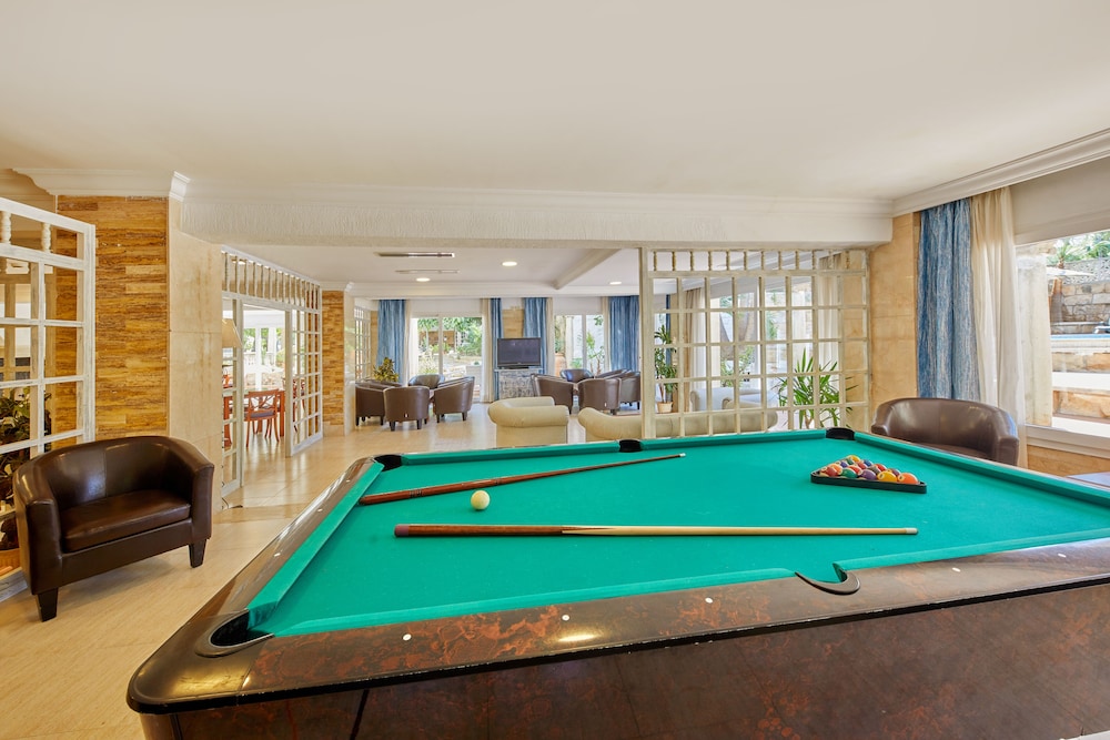Ben Hur Apartments 37/74