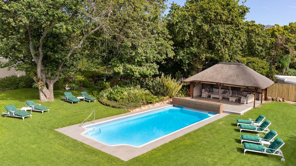 Glen Avon Lodge Boutique Hotel 29/34