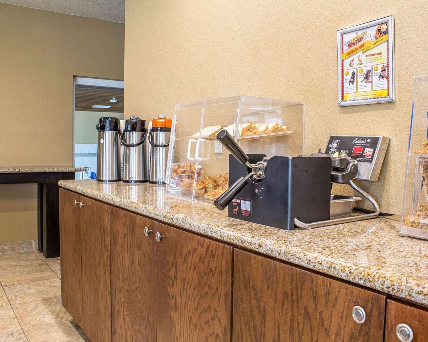 Rodeway Inn & Suites near Okoboji Lake 17/35