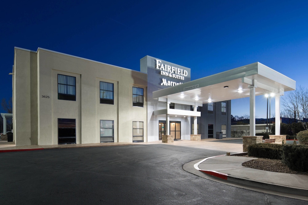 Fairfield Inn & Suites By Marriott Santa Fe 44/48