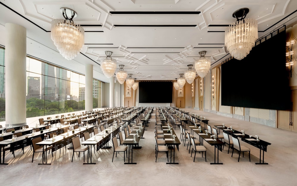 Dusit Thani Bangkok 46/58