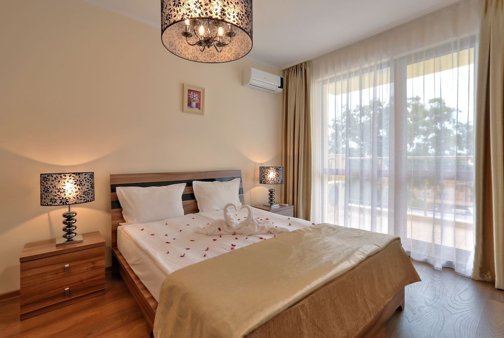 2 BEDROOMS, APARTMENT, 2 BATHROOMS