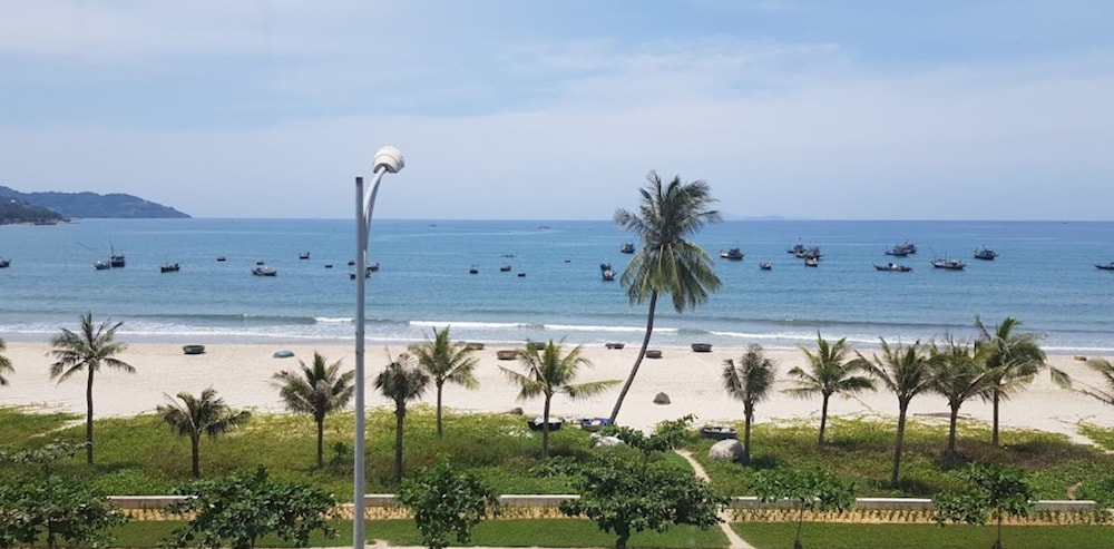 Alisia Hotel 50/67