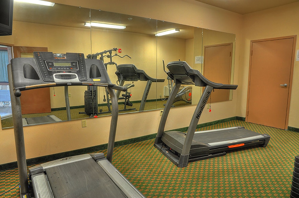 Quality Inn & Suites Victoria South 13/23