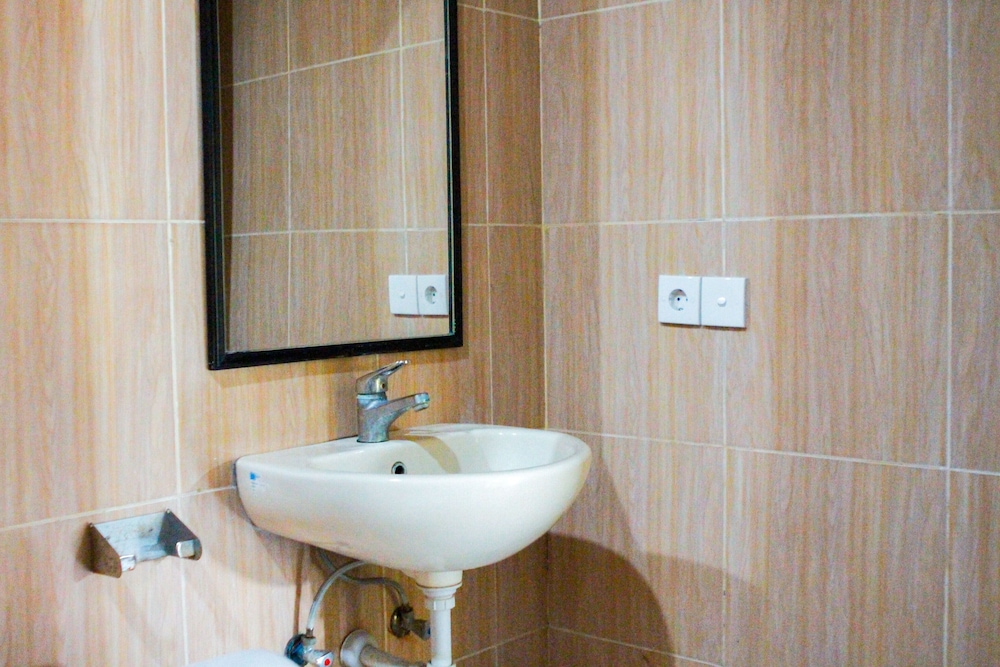 Putu Guest House 2 35/35