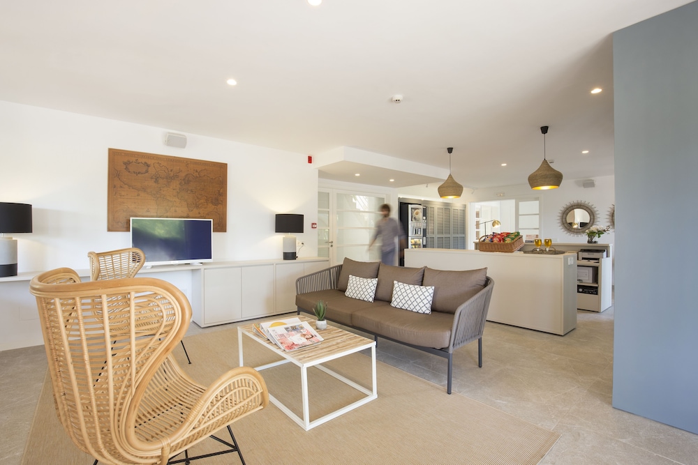 Las Velas Apartments 33/57
