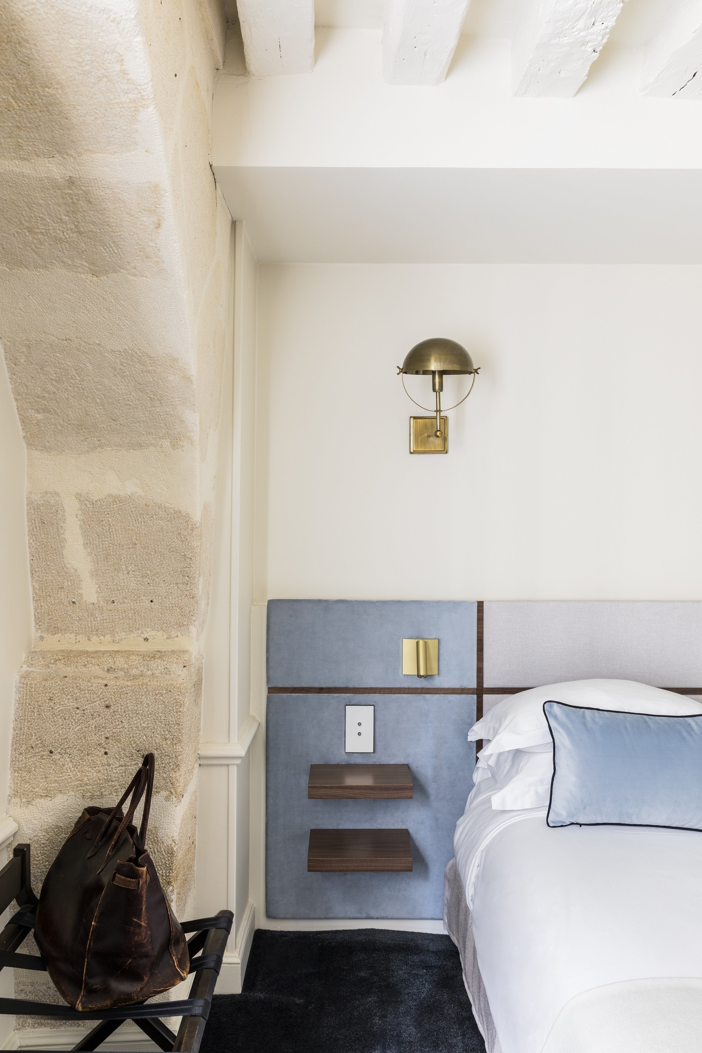 Hotel Verneuil 12/20