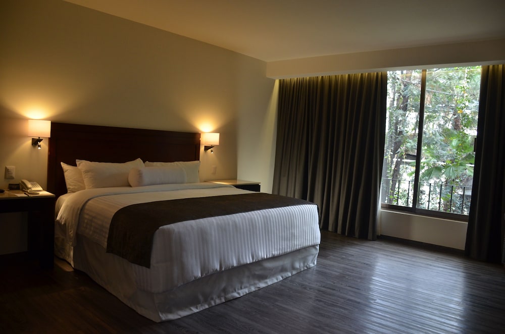 Hotel Gobernador 9/49